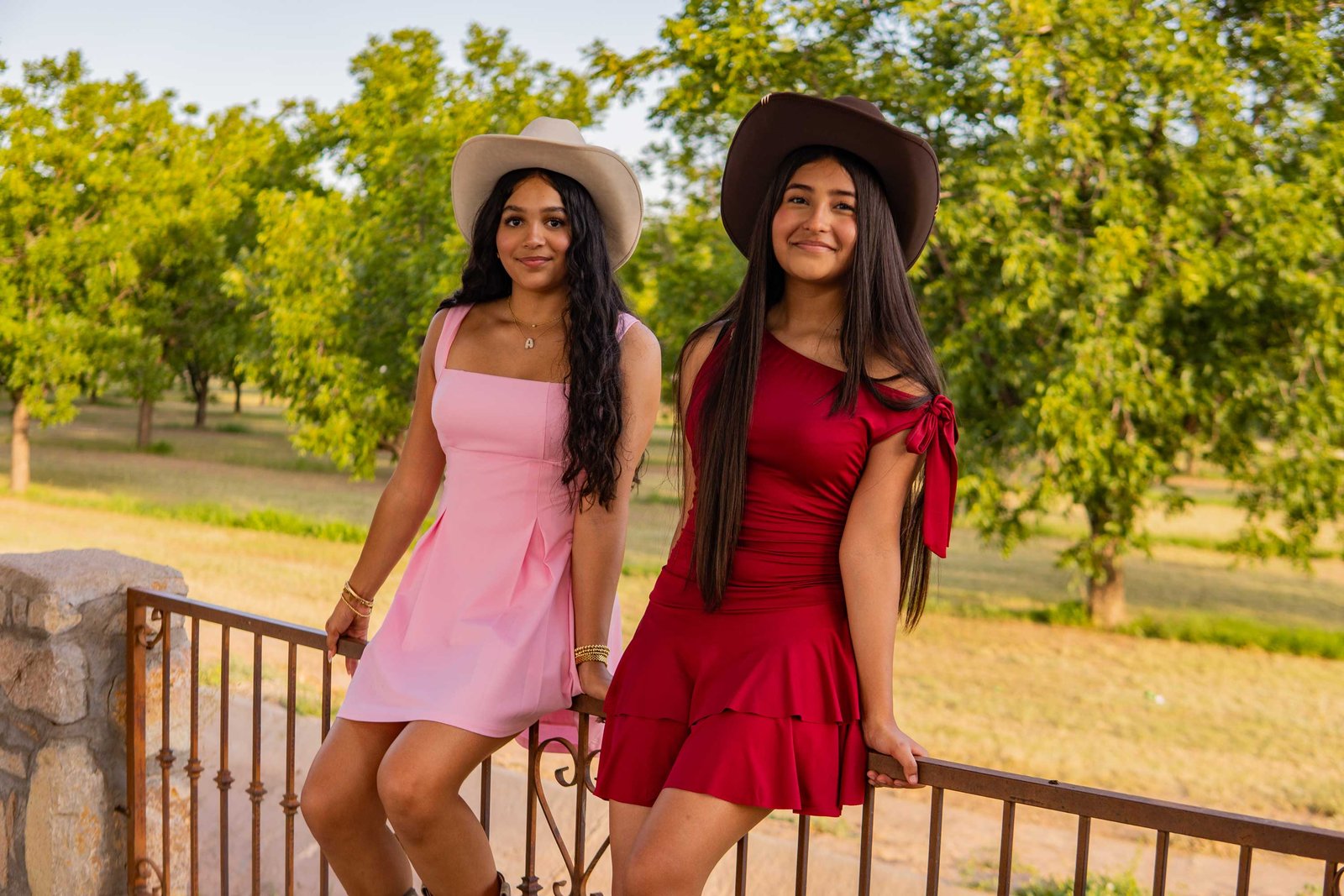 Andie y Daniela 36